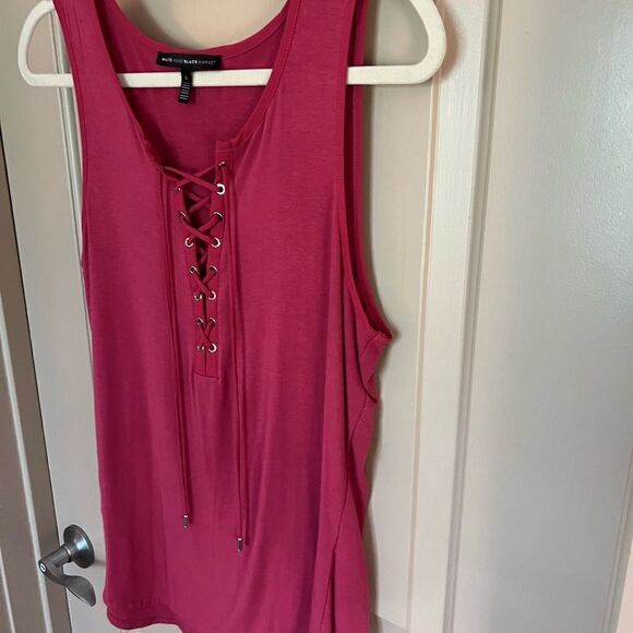 Gorgeous WHBM Bright Pink Lace Up Tank Large Excellent Condition - Picture 6 of 6